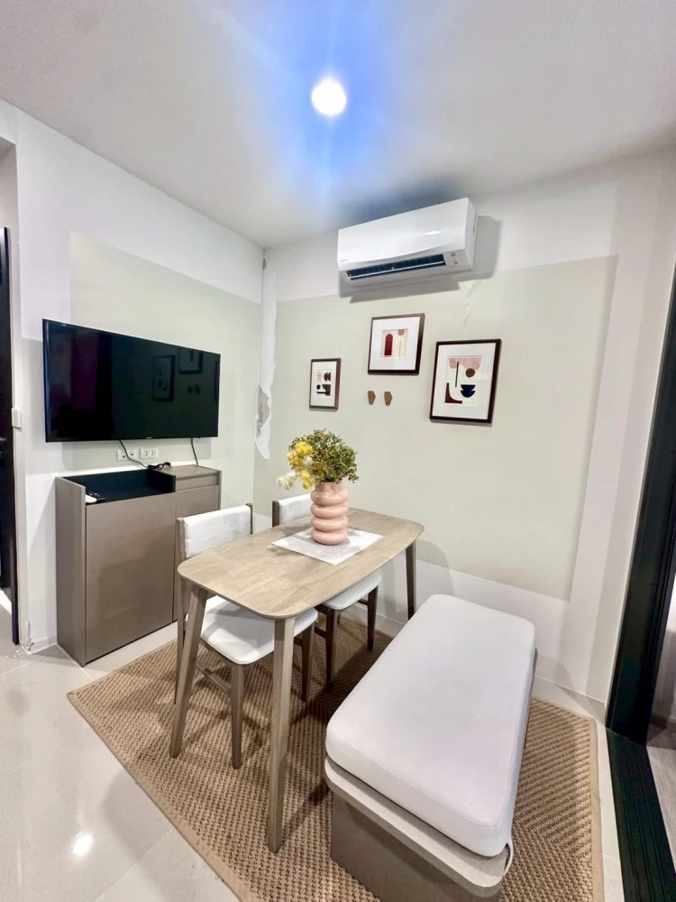 For rent: XT Huaikhwang, Building A, garden view, well decorated, very livable, ready to move in, hurry and book now.