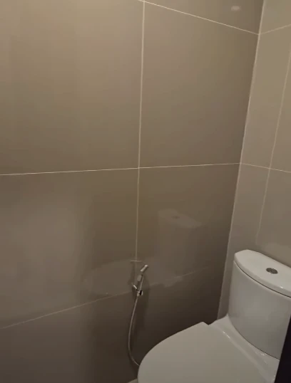 XT Huaikhwang for rent, high floor, ready to move in, spacious and comfortable, hurry and reserve now.