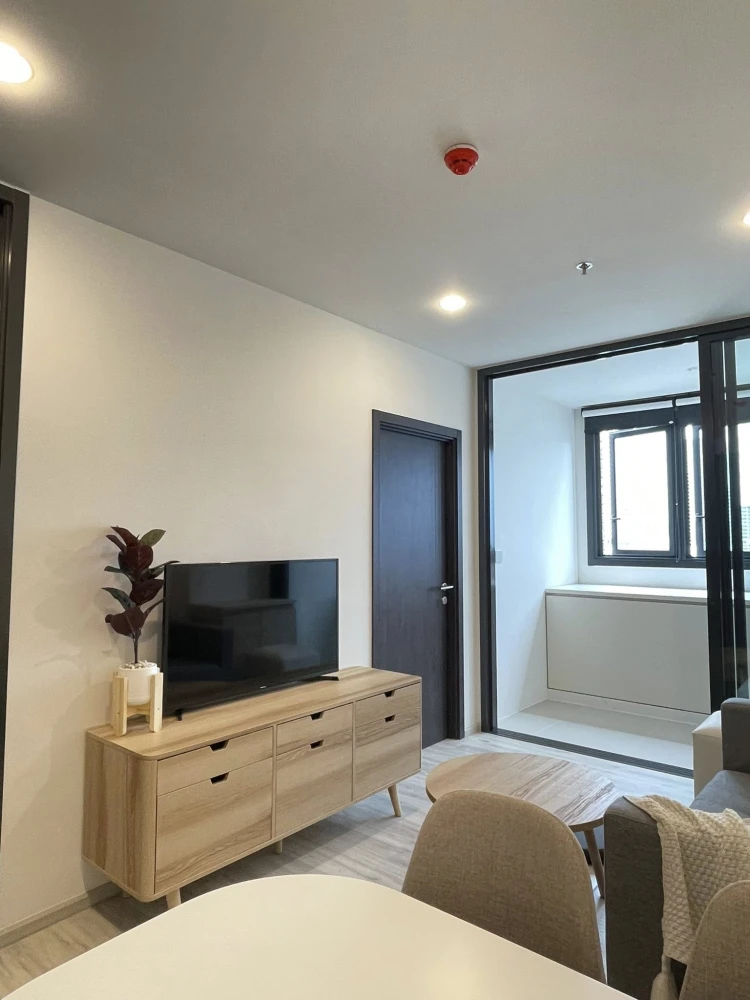 XT Huaikhwang for rent, well-built bedroom, fully furnished, must reserve this type.
