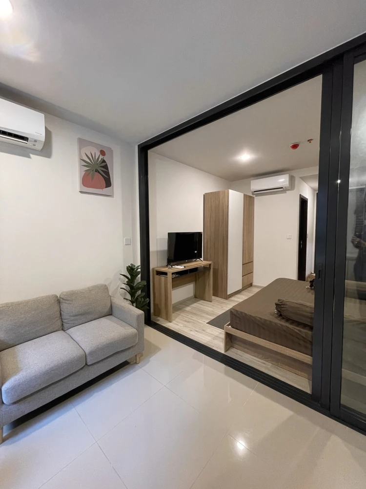 For rent: XT Huaikhwang, room with garden view, fully furnished and equipped with electrical appliances, ready to move in, book now!