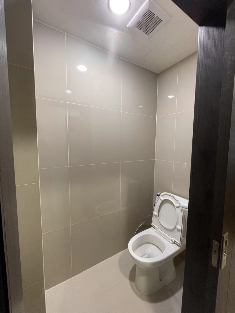 For rent: XT Huaikhwang, room with garden view, fully furnished and equipped with electrical appliances, ready to move in, book now!