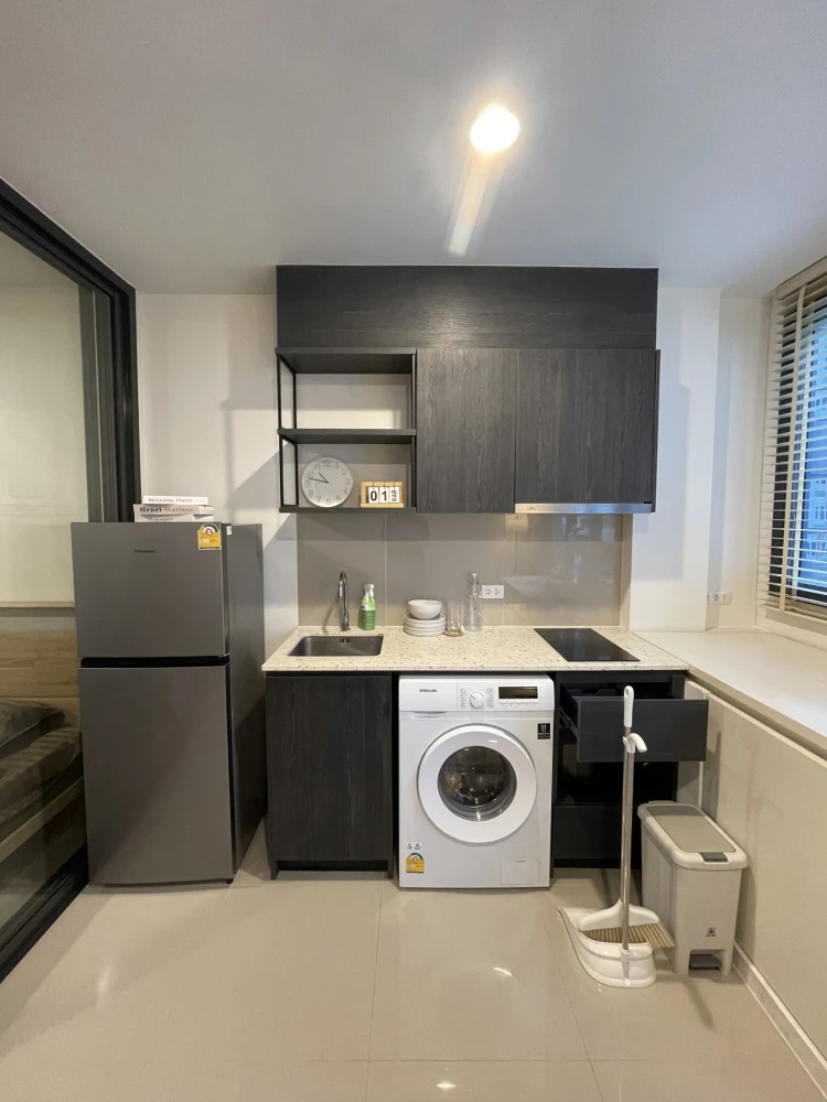For rent: XT Huaikhwang, room with garden view, fully furnished and equipped with electrical appliances, ready to move in, book now!