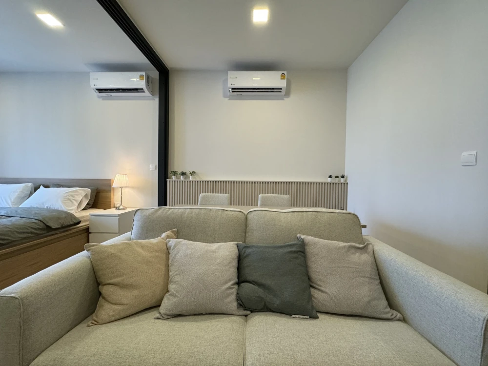For rent: XT Phayathai, 1 bedroom, 1 bathroom, decorated in a minimalist style, fully furnished, just bring your bags and move in.