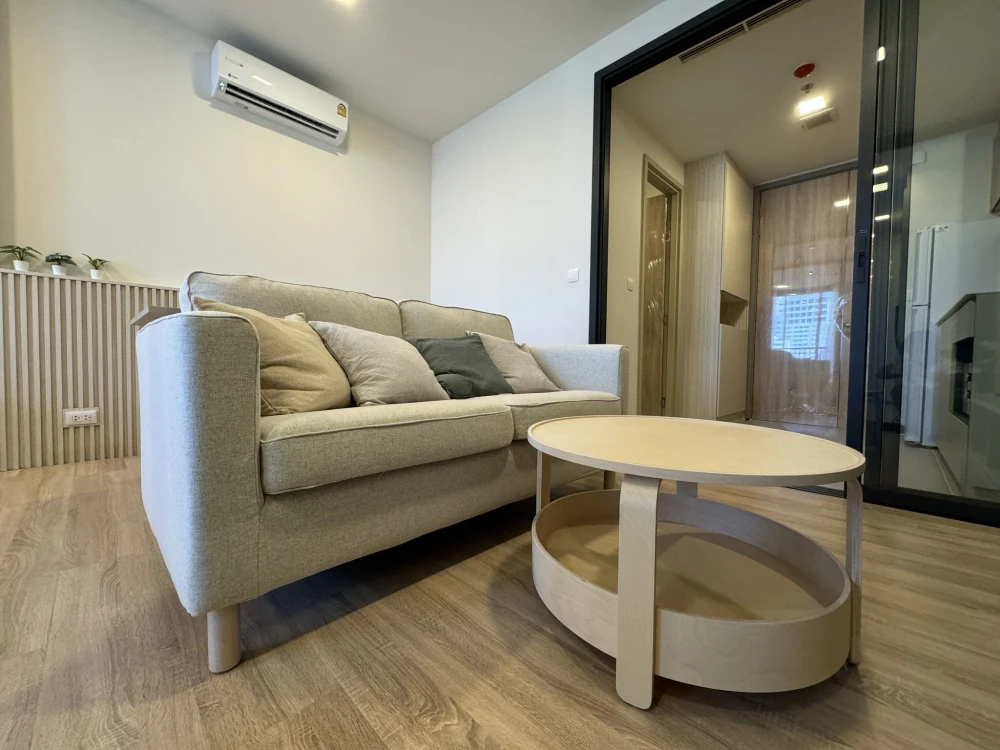 For rent: XT Phayathai, 1 bedroom, 1 bathroom, decorated in a minimalist style, fully furnished, just bring your bags and move in.