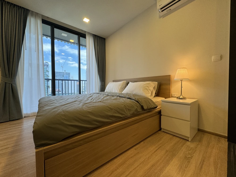 For rent: XT Phayathai, 1 bedroom, 1 bathroom, decorated in a minimalist style, fully furnished, just bring your bags and move in.