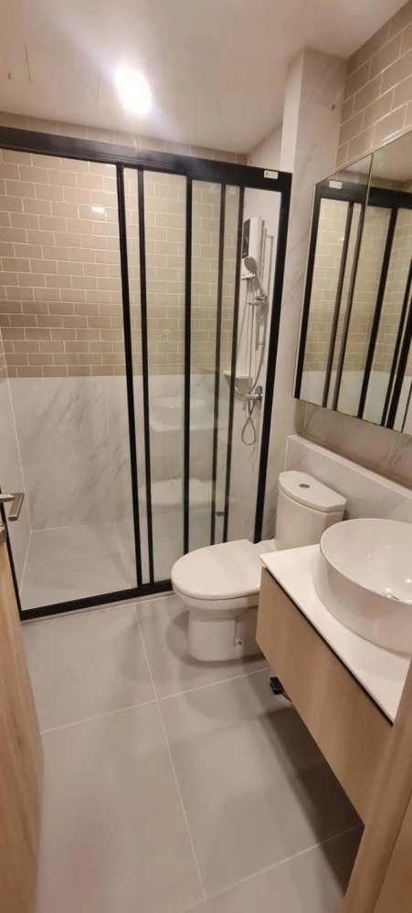 For rent XT Phayathai Layout is proportionate, private and airy. You must not miss it.