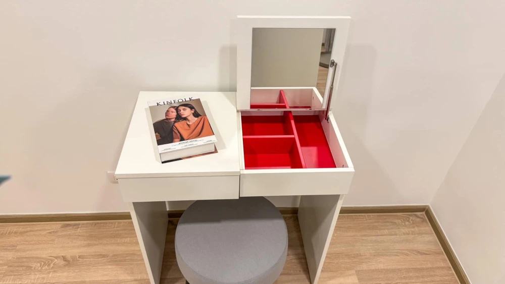 For rent: XT PHAYATHAI, 9th floor, Baiyoke building view, bright and comfortable room, fully furnished, complete electrical appliances, ready to move