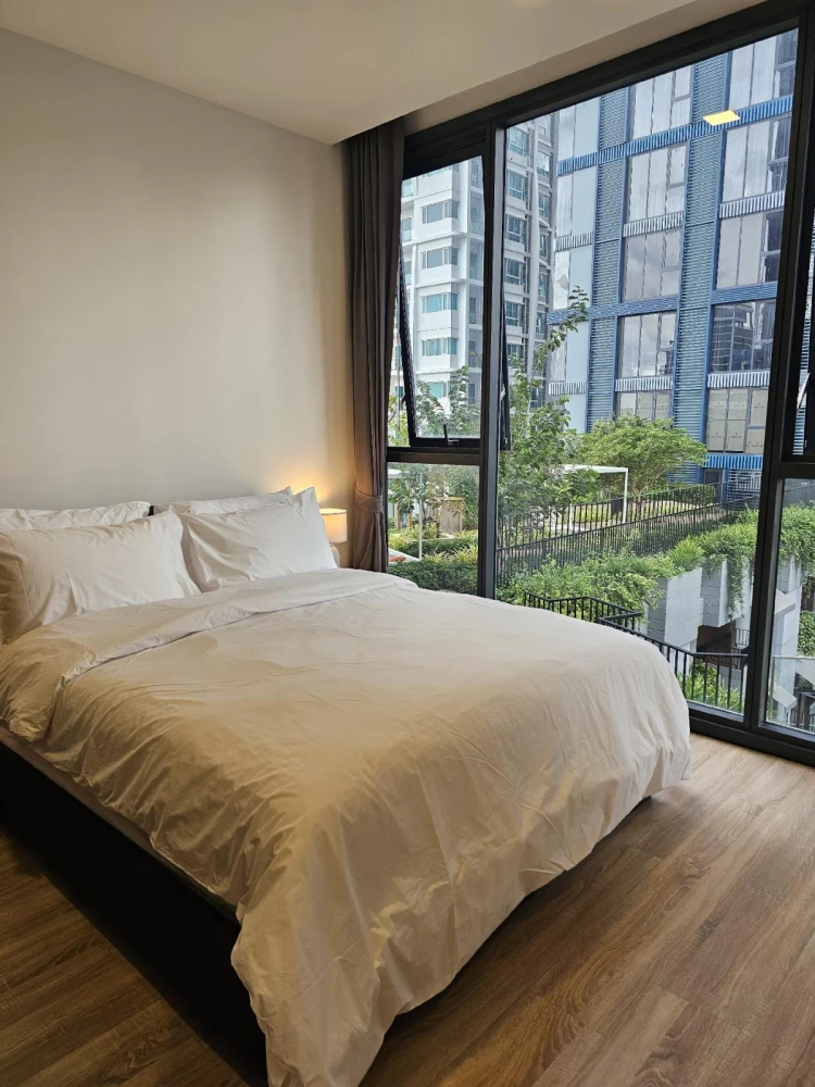 For rent: XT Phayathai, a nice room on the 17th floor, good location, beautiful view, fully furnished. With such a good deal,what are you waiting for?