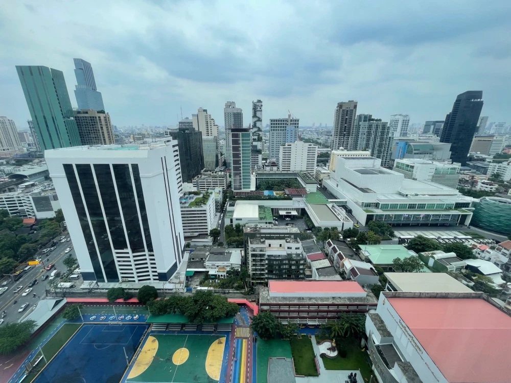 XT Phayathai for rent, a nice room, decorated in a cool theme, good location, comes with complete furniture and appliances. Reserve now!