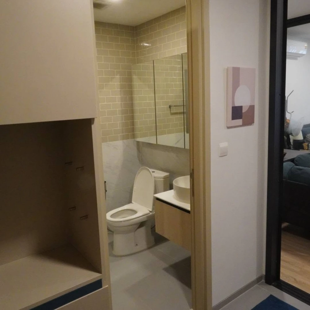 For rent: XT Phayathai. A comfortable and spacious apartment in a great location with convenient transportation. Don't miss out!