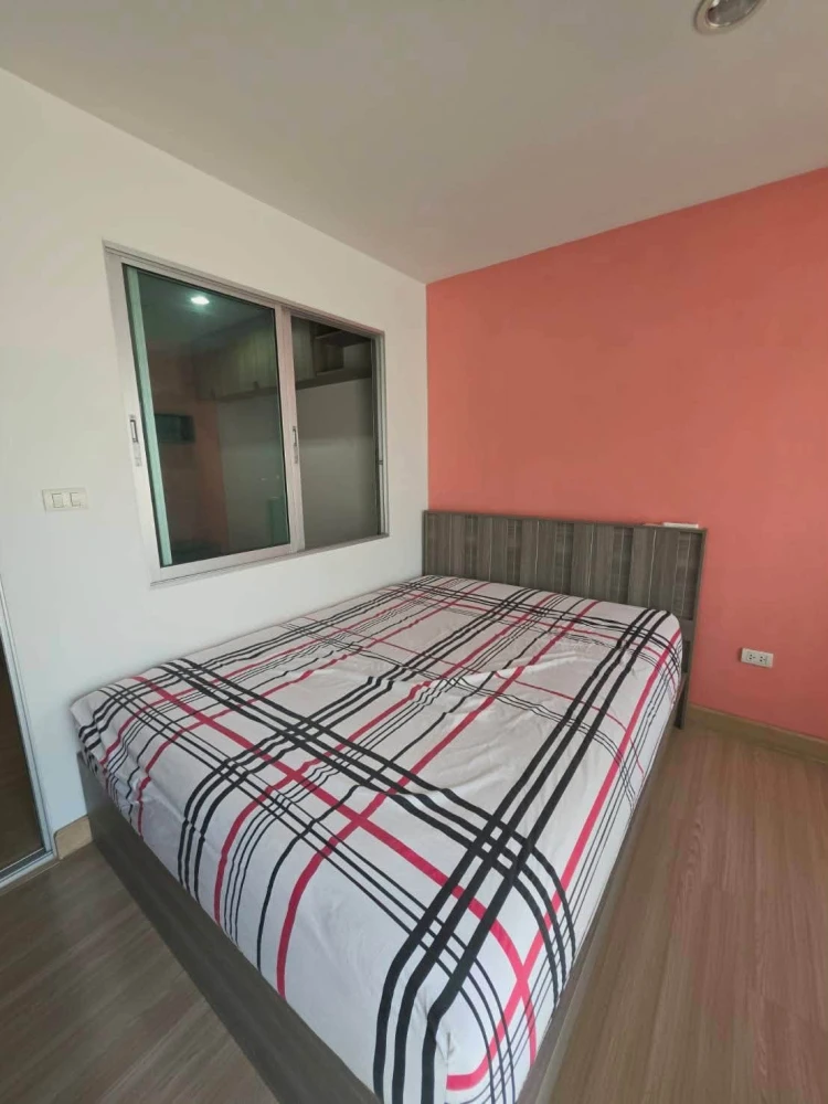 You 2 Condo for rent—fully furnished. The room features a lovely color scheme and a truly inviting atmosphere. Book now! images
