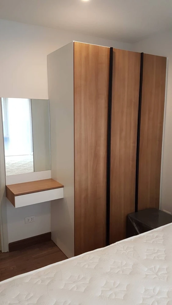For rent: You 3 Condo @ Yak Kaset, a nice room, good location, fully furnished. If it's this good, what are you waiting for?
