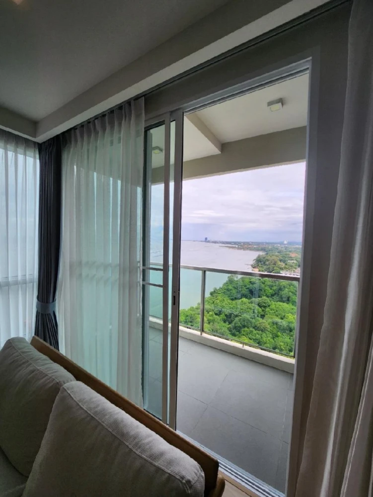 For rent: Yuu Sriracha, 17th floor, great view, fully furnished, ready to move in. If interested, hurry and reserve now. Don't miss out!