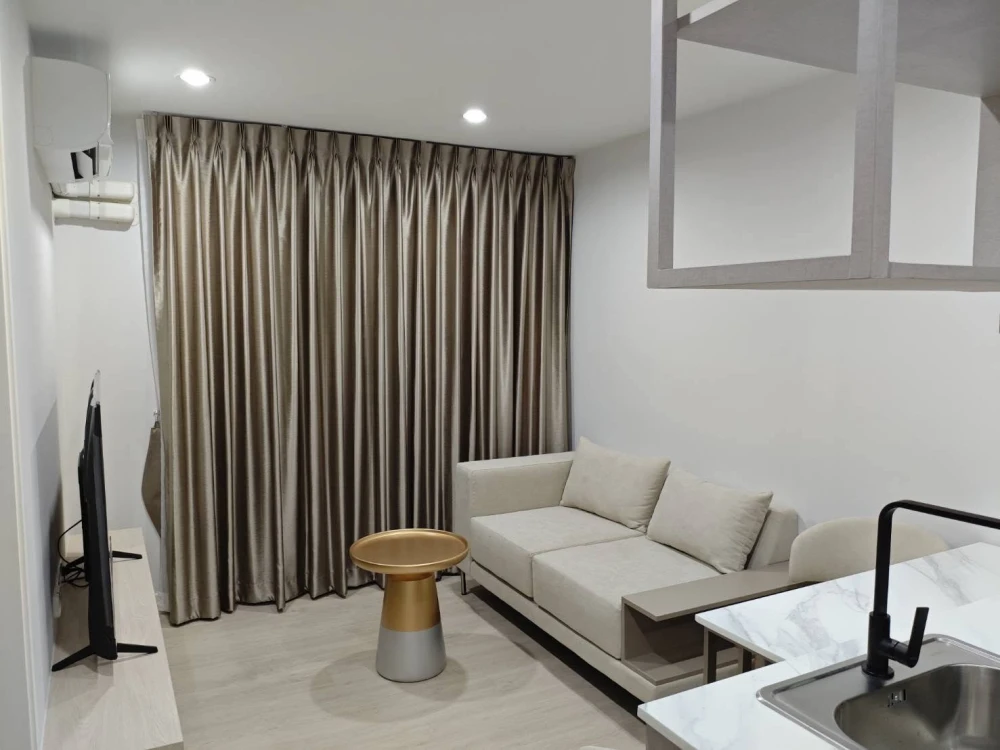 For Rent: Zelle Plus Sathorn-Ratchaphruek, 3rd floor unit, large usable area, fully furnished. Book now!