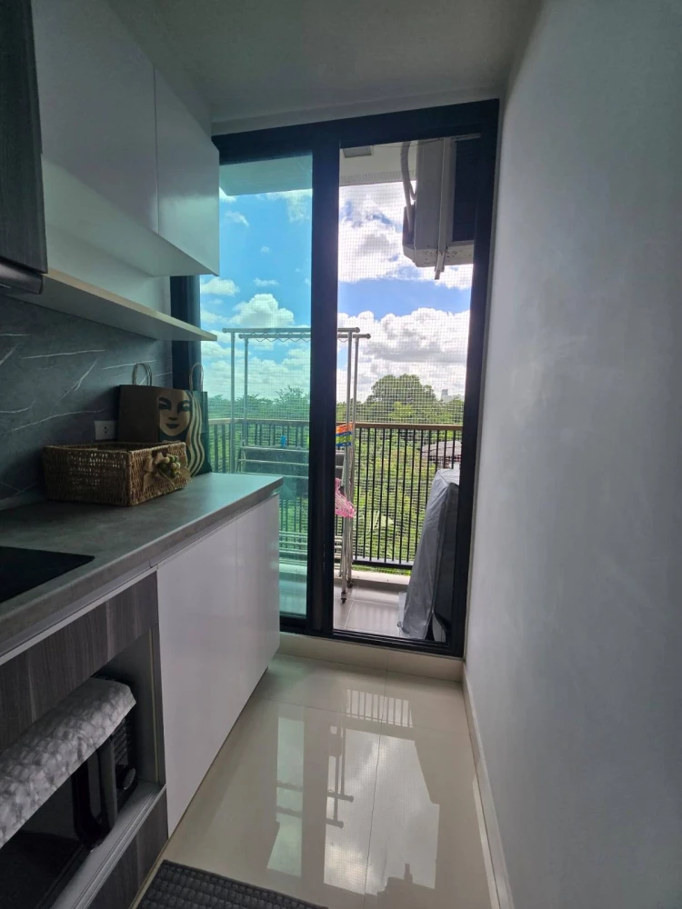 For rent: Zelle Rattanathibet, spacious room, ready to move in, fully furnished, well-proportioned room, hurry and reserve now!