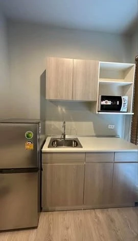 For rent: Zelle Salaya, 1 bedroom, 1 bathroom, fully furnished and equipped with electrical appliances. Just bring your bags and move in.
