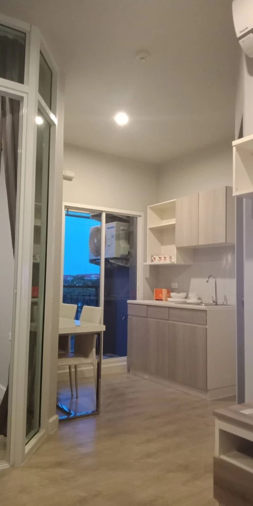 For rent: Zelle Salaya, 4th floor, fully furnished unit, ready to move in. Book now! Don't miss out!