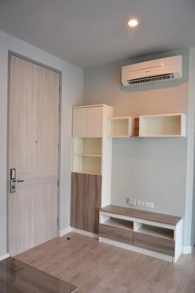 For rent: Zelle Salaya, 5th floor, fully furnished and equipped with electrical appliances. Reserve now, hurry!