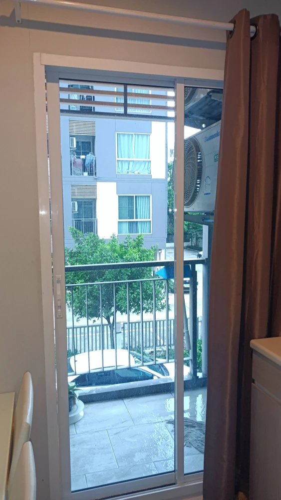 Zelle Salaya condo for rent. Ready to move in, fully furnished, affordable price. Book now!