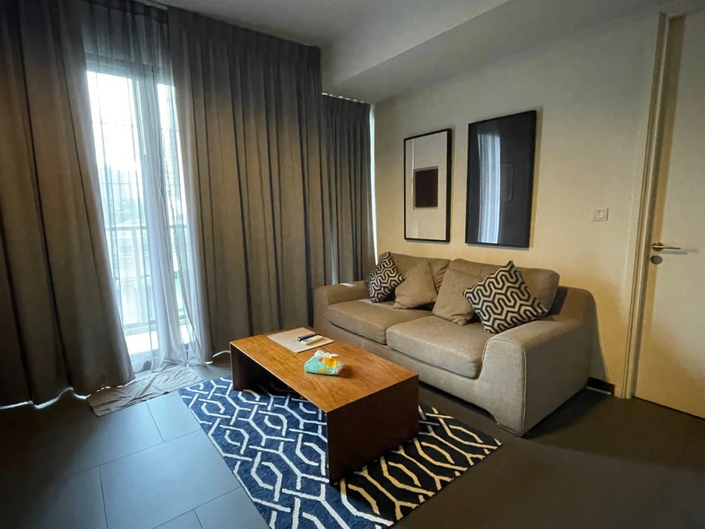 For rent: Zire Wongamat, 3rd floor, beautiful room, comfortable to live in, comes with complete decorations, book now, don't wait.