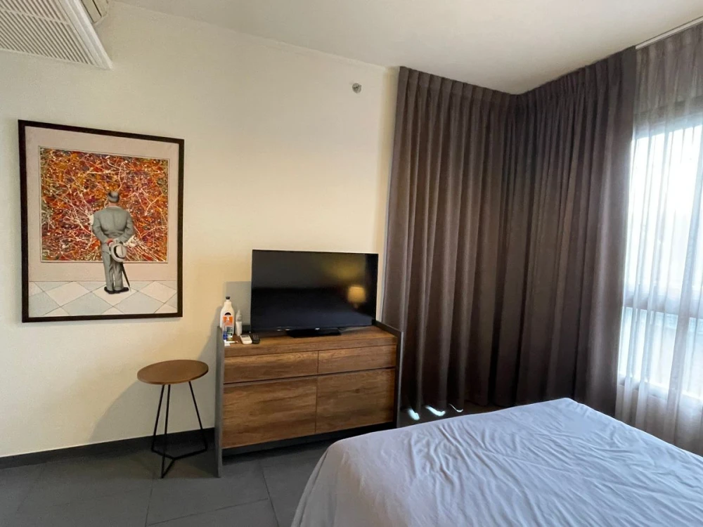 For rent: Zire Wongamat, 3rd floor, beautiful room, comfortable to live in, comes with complete decorations, book now, don't wait.