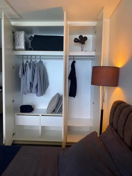 For rent: Zire Wongamat, fully furnished room in a prime location with stunning, unblocked sea views. Don't just look, book now!