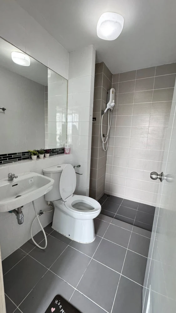 Zoom Condo Place for rent, 1 bedroom, 1 bathroom, good location, fully furnished, just bring your bags and move in!