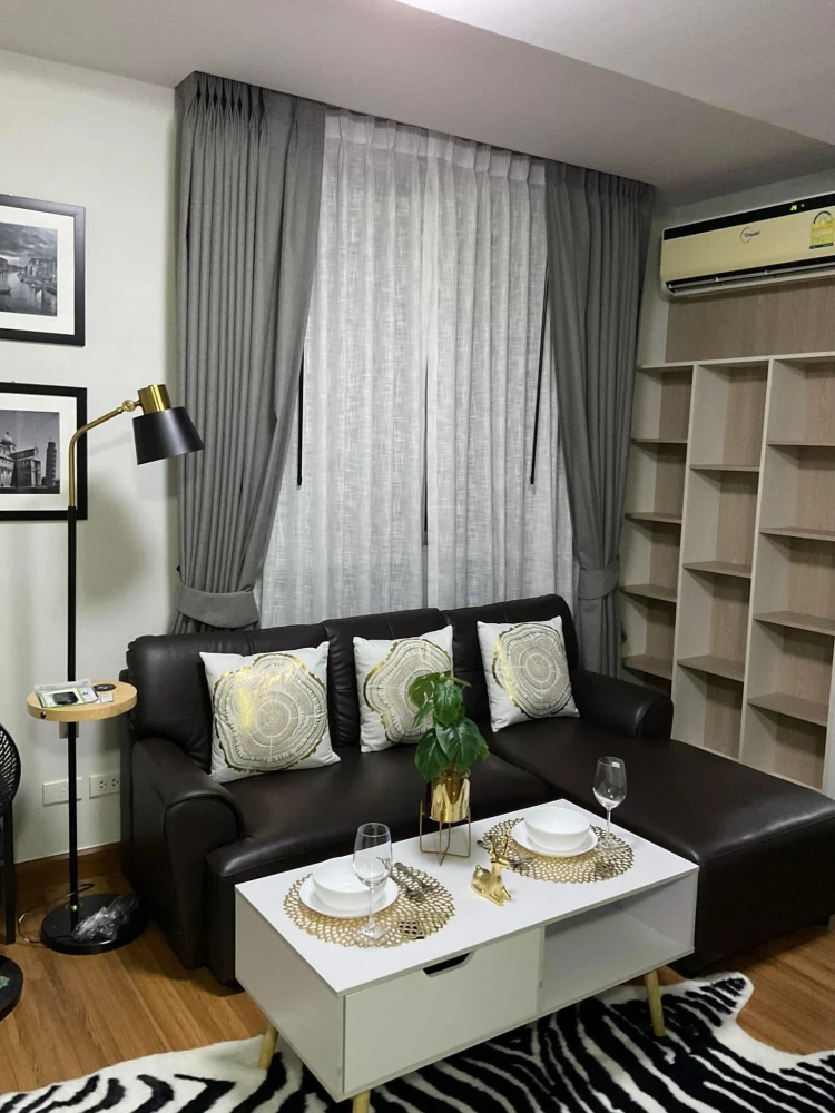 For rent: Zoom Condo Place, 2nd floor, fully furnished, nice to live in, reserve now, don't miss out, hurry!