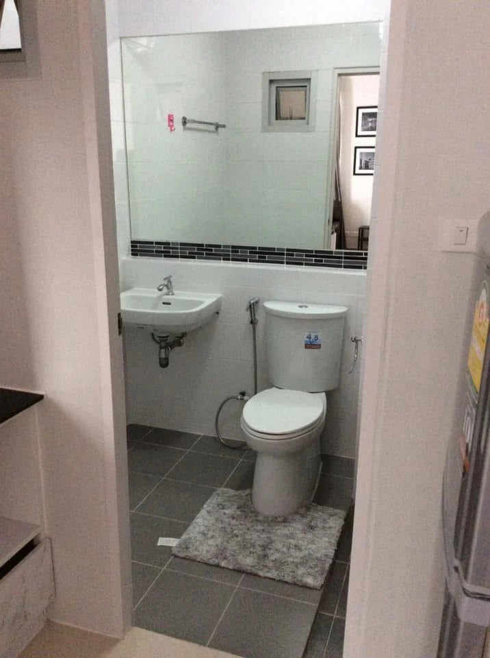 For rent: Zoom Condo Place, 2nd floor, fully furnished, nice to live in, reserve now, don't miss out, hurry!