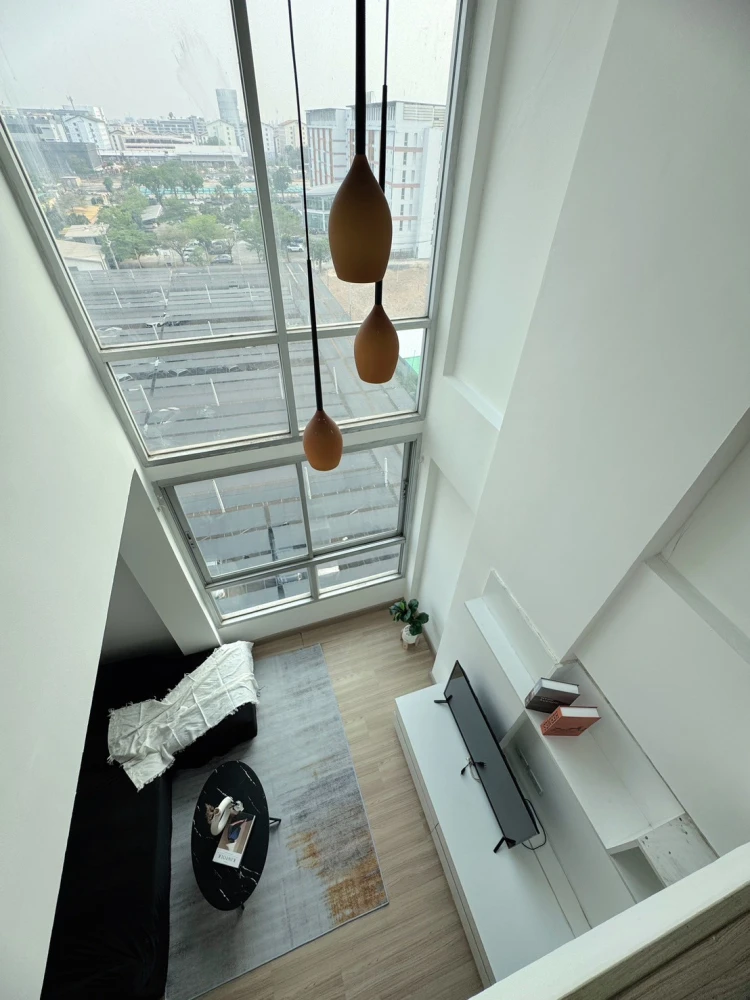 For rent: Zoom Condo Place, 2-storey duplex room, fully furnished, nice to live in, reserve now, urgently.
