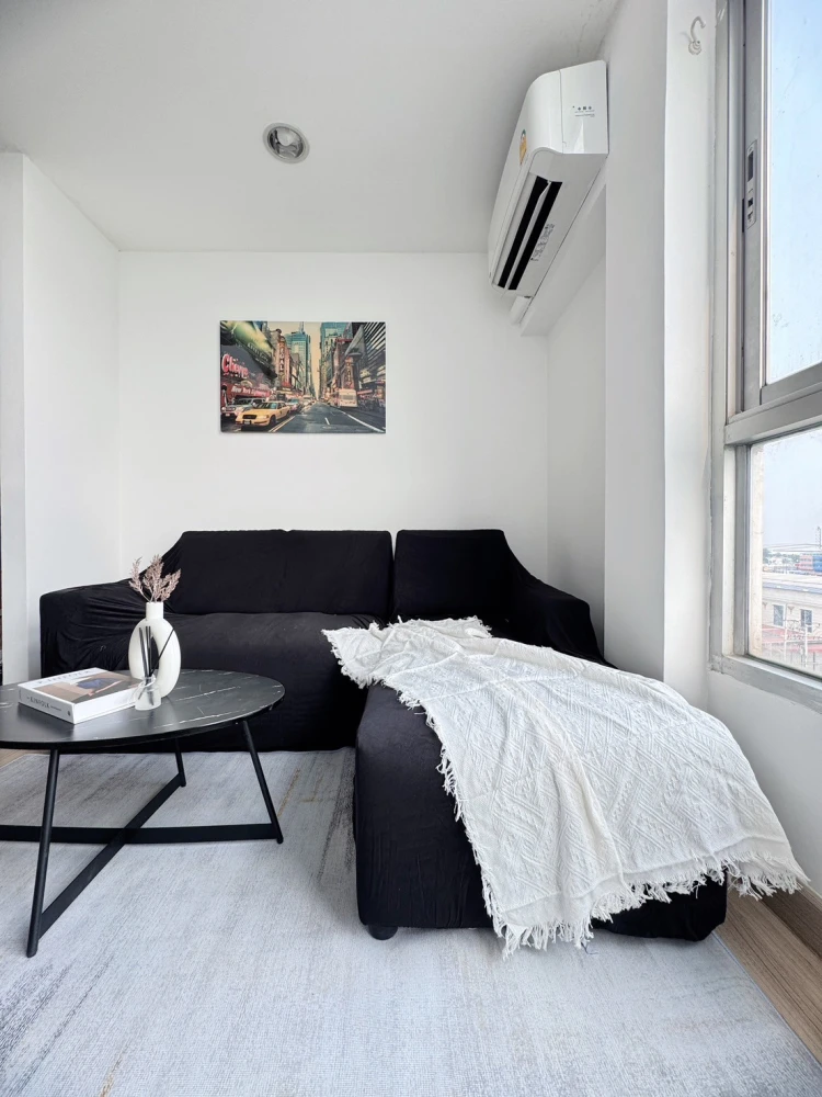 For rent: Zoom Condo Place, 2-storey duplex room, fully furnished, nice to live in, reserve now, urgently.