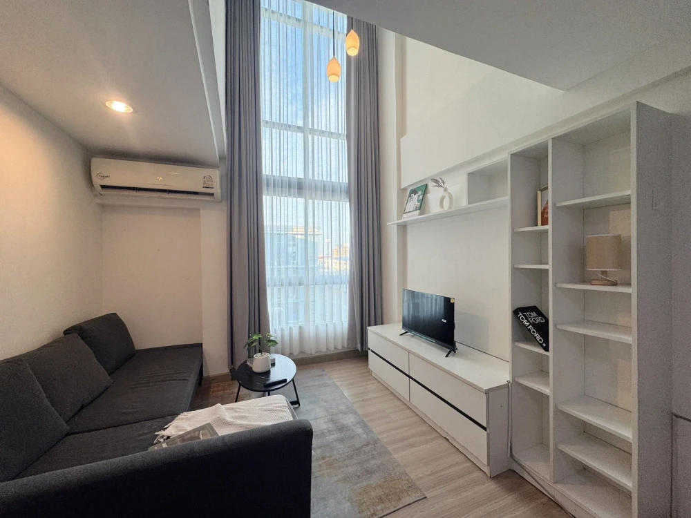 Zoom Condo Place for rent, duplex unit, fully furnished and ready to move in. Book now!