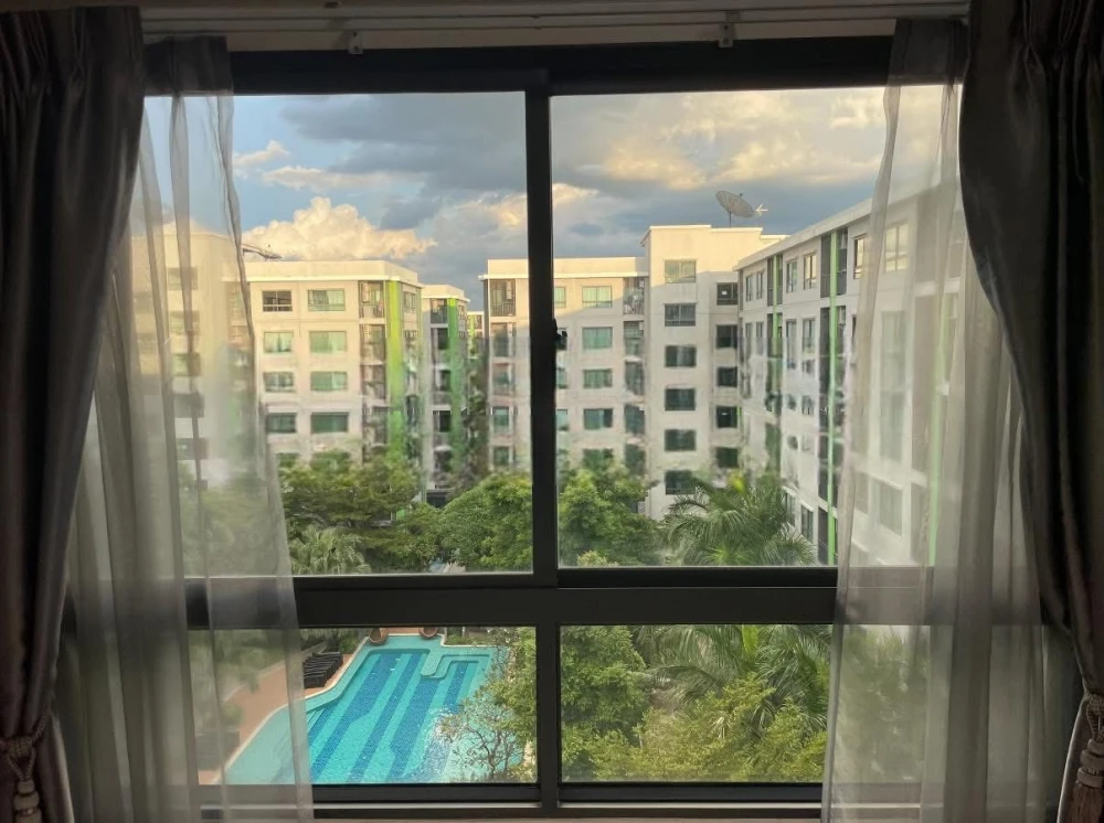 For rent: Greene Don Mueang-Songprapa, 7th floor, pool view, quiet atmosphere, suitable for living.