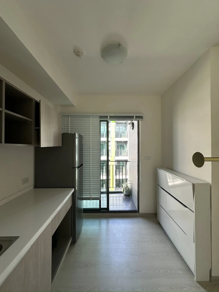 For rent: Greené Don Mueang-Songprapha. Convenient location with full amenities. Just bring your belongings and move in!