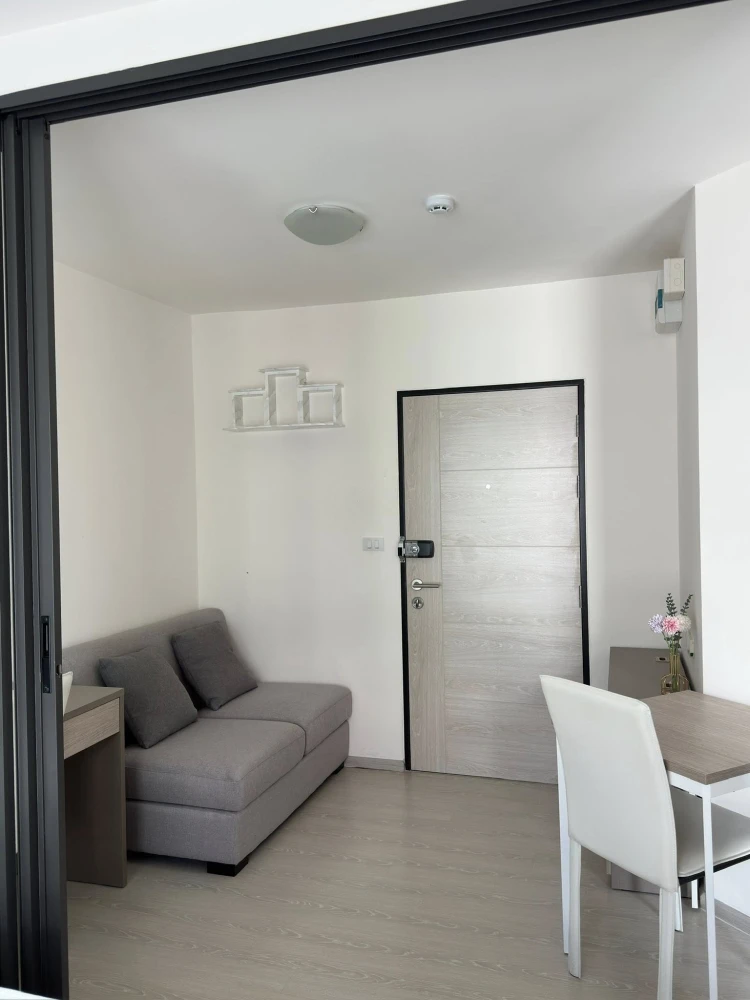 For rent: Greené Don Mueang-Songprapha. Convenient location with full amenities. Just bring your belongings and move in!