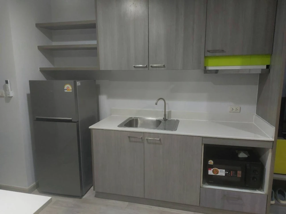 For rent: Grene Chaengwattana, 15th floor (corner room), great view, spacious area, ready to move in immediately.