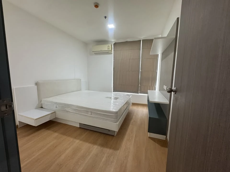 For rent: Greené Chaengwattana, beautiful corner unit with great view, fully furnished and ready to move in. Just bring your suitcase!