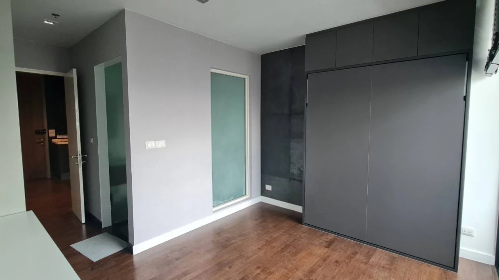 For rent or sale: A Space ID Asoke–Ratchada, 1 bedroom, 1 bathroom, high-quality built-in furniture, beautiful view. Book now!