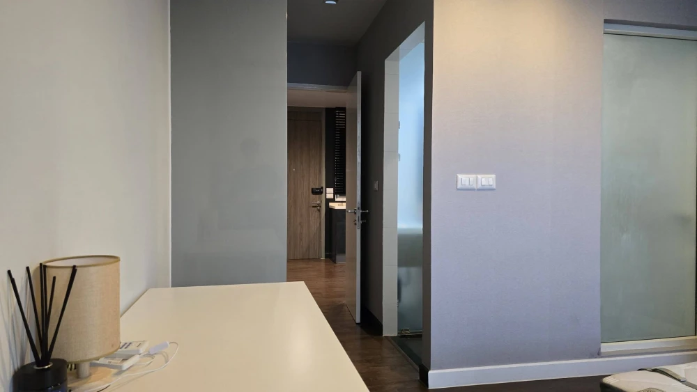 For rent or sale: A Space ID Asoke–Ratchada, 1 bedroom, 1 bathroom, high-quality built-in furniture, beautiful view. Book now!