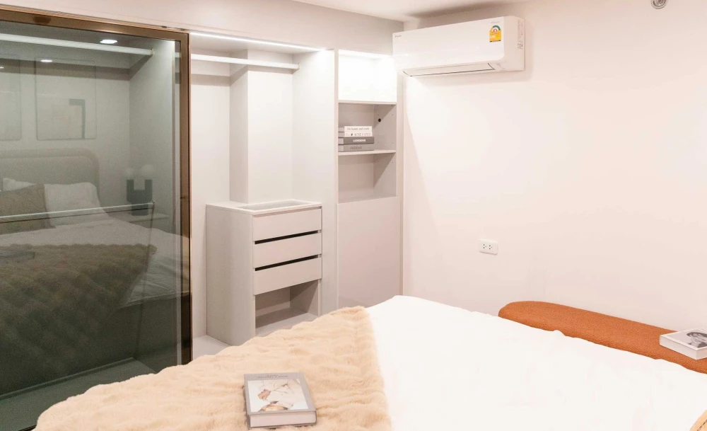For rent and sale: So Origin Kaset Interchange, a lovely room with high, airy ceilings, a well-toned decor, and a beautiful view. Reserve now!