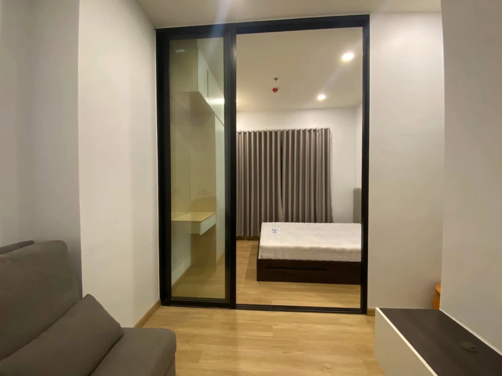 For rent or sell: Condo Origin Plug & Play Ramintra, corner room with privacy, good price, book now, don't miss out.