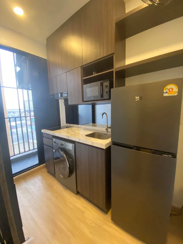 For rent or sell: Condo Origin Plug & Play Ramintra, corner room with privacy, good price, book now, don't miss out.