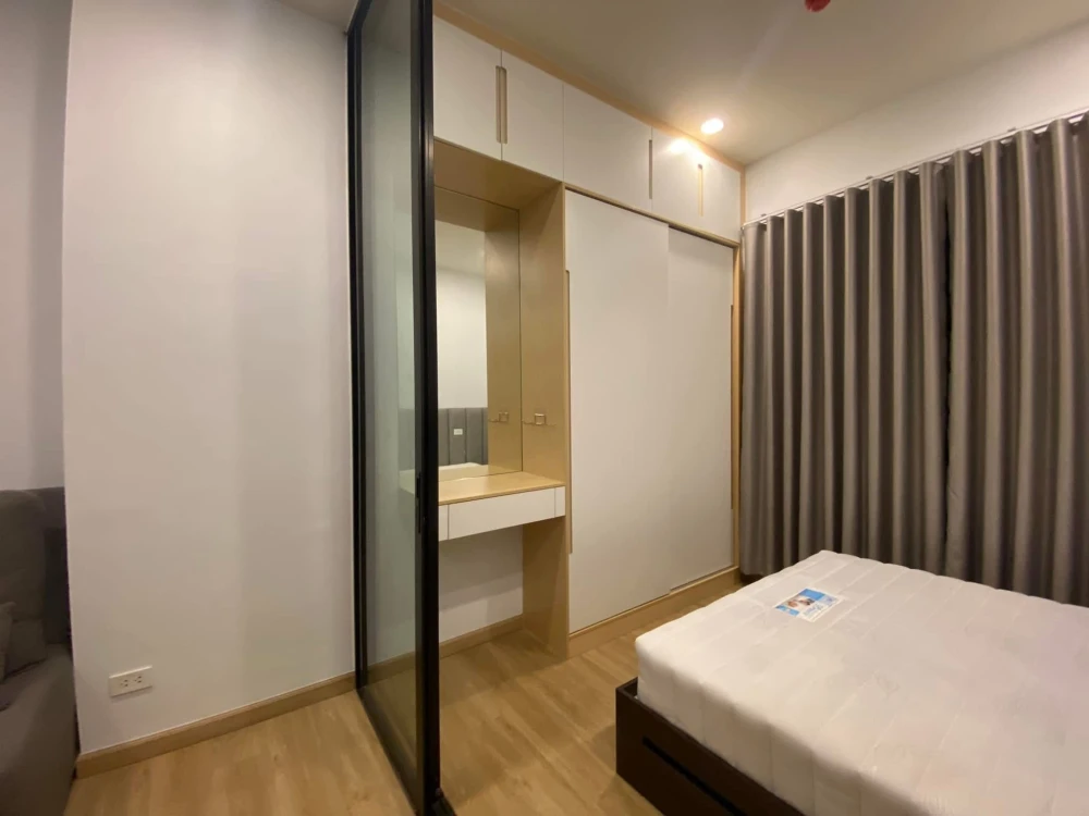 For rent or sell: Condo Origin Plug & Play Ramintra, corner room with privacy, good price, book now, don't miss out.