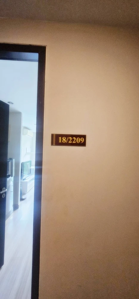 For rent!! Chrisma Condo, 2nd floor, Building B, beautiful room, fully furnished, ready to move in, hurry up and book now, don't miss out!!