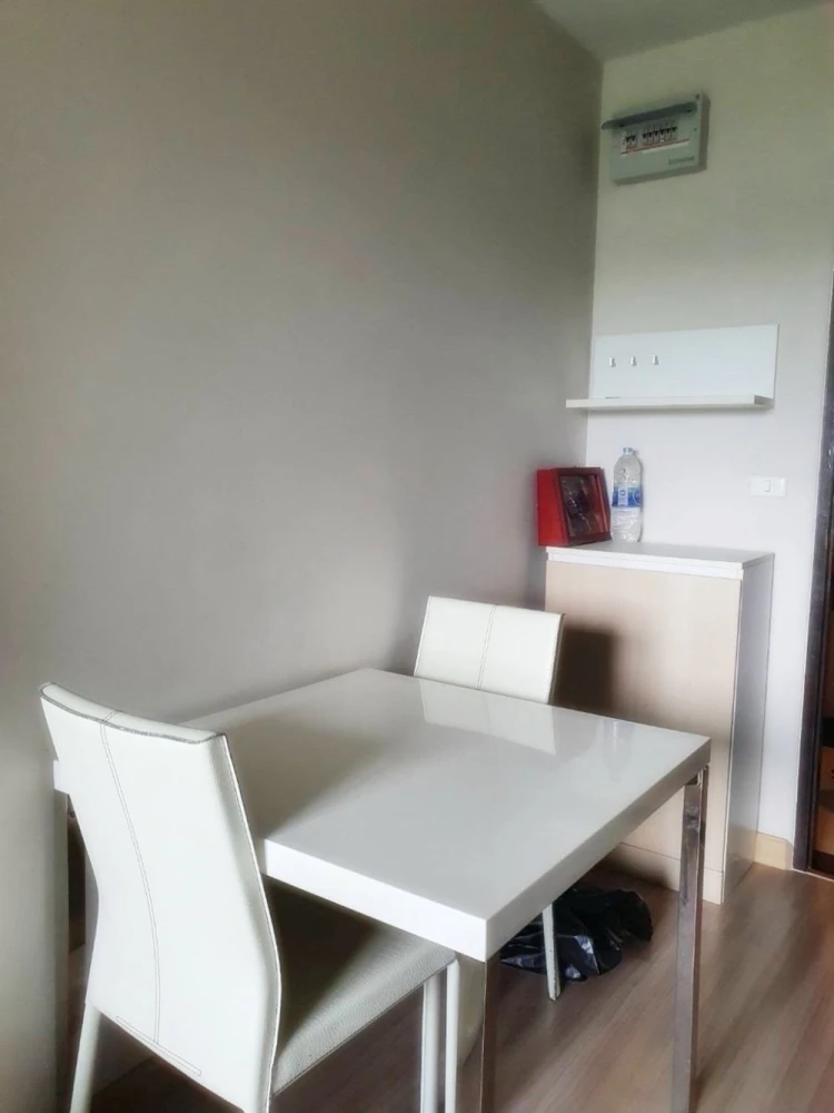 For rent!! Chrisma Condo, 2nd floor, Building B, beautiful room, fully furnished, ready to move in, hurry up and book now, don't miss out!!