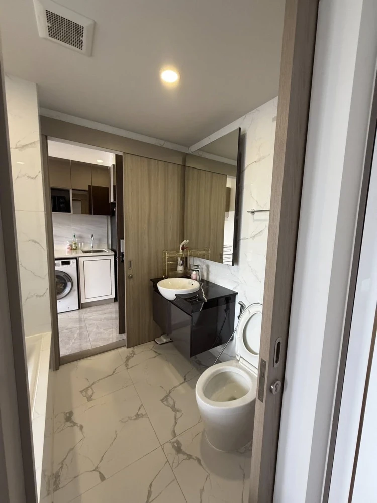 For rent: Cloud Thonglor-Phetchaburi, beautiful, luxurious room, clean, comfortable, not cramped, ready to move in immediately.
