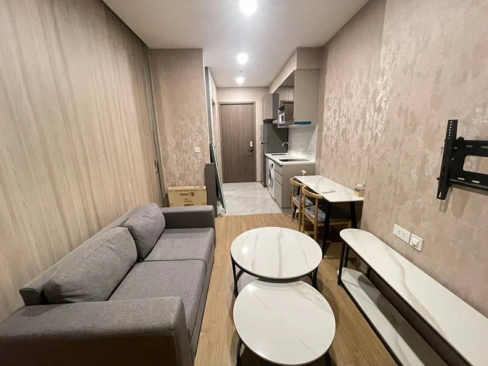 For rent: Cloud Thonglor-Phetchaburi, fully furnished + electrical appliances, beautiful wallpaper throughout the room, must book.