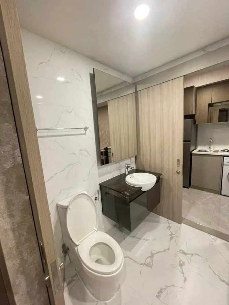 For rent: Cloud Thonglor-Phetchaburi, fully furnished + electrical appliances, beautiful wallpaper throughout the room, must book.