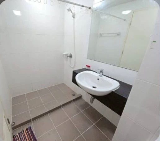 For rent, Cool Rama 7, all interior furniture is specially ordered from SB Design Square and Index, must arrange.
