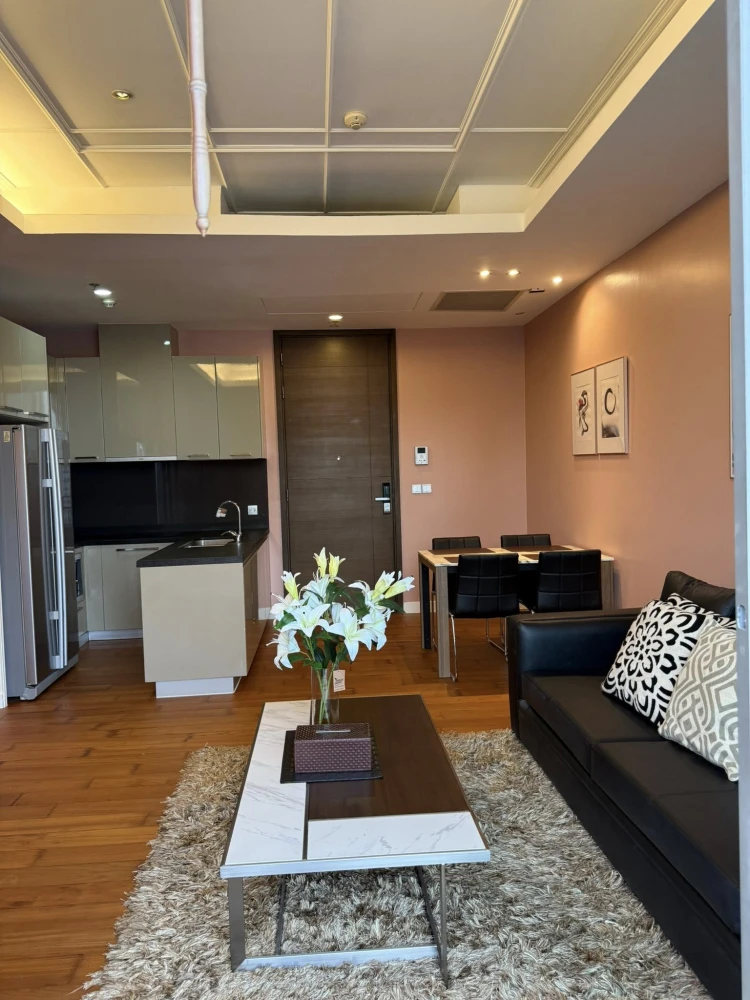 For rent: Quattro by Sansiri, 2 bedrooms. A lovely unit, fully furnished. Book now!